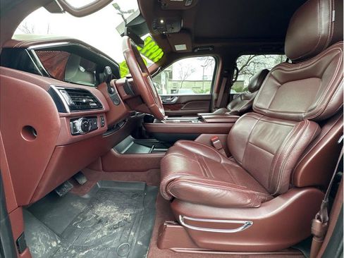 Used 2018 Lincoln Navigator L Black Label w/ Cargo Package image 13