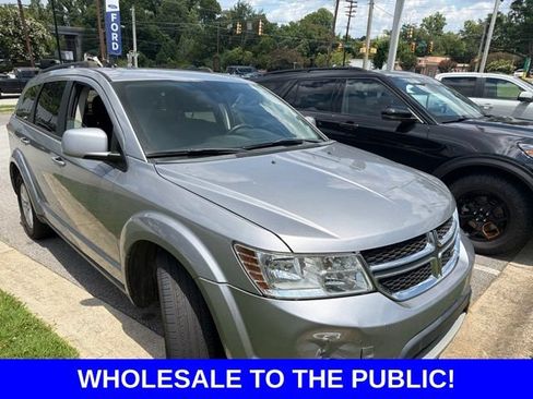 Used 2016 Dodge Journey SXT w/ Premium Group FWD image 4