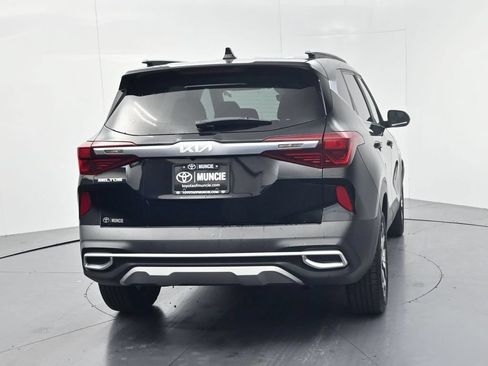 Used 2023 Kia Seltos EX AWD/4WD image 7