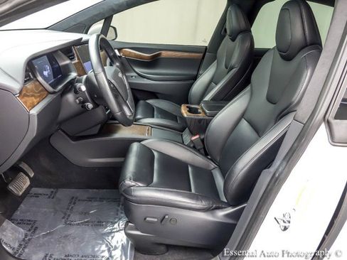 Used 2021 Tesla Model X Long Range image 11