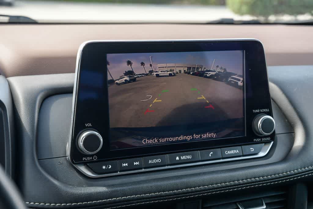 Used 2023 Nissan Rogue S FWD image 21