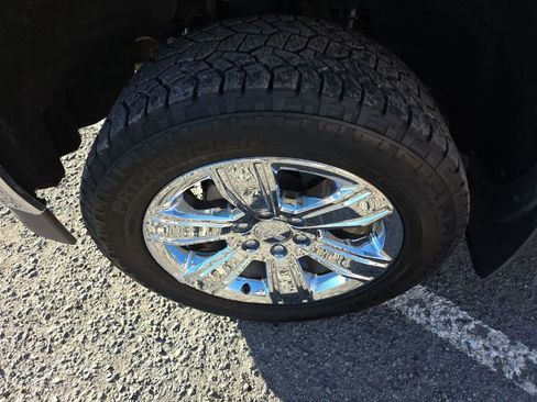 Used 2018 GMC Sierra 1500 SLT AWD/4WD image 14