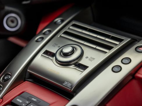 Used 2012 Lexus LFA RWD image 68