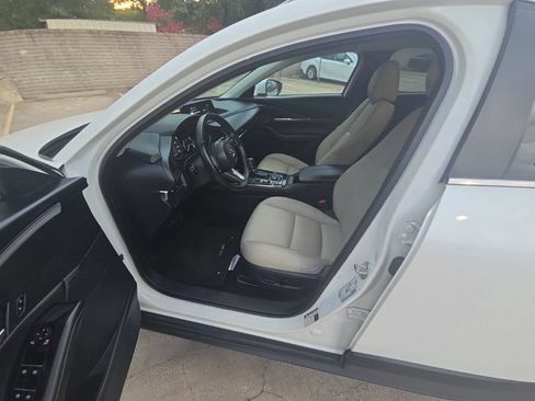 Used 2025 MAZDA CX-30 AWD 2.5 S w/ Preferred Package image 4