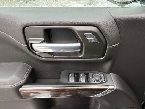 Used 2021 Chevrolet Silverado 1500 LT AWD/4WD image 22