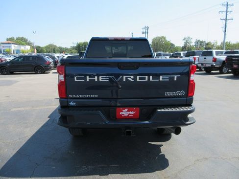 Certified 2022 Chevrolet Silverado 2500 High Country w/ Z71 Off-Road Package AWD/4WD image 7