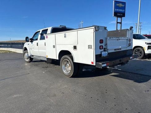Used 2007 Ford F550 2WD Crew Cab Super Duty image 5