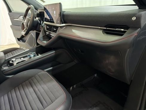 Used 2025 Ford Explorer ST-Line RWD image 25