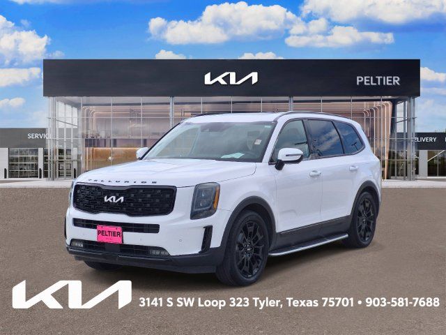 Certified 2022 Kia Telluride SX w/ SX Prestige Package AWD/4WD image 3