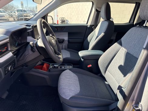 Used 2023 Ford Maverick XLT image 16