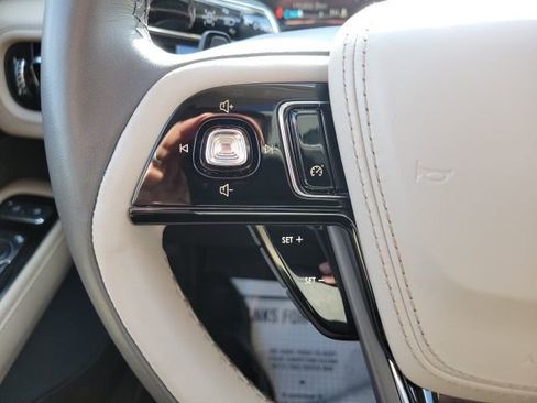 Used 2024 Lincoln Aviator Reserve w/ Elements Package Plus image 32