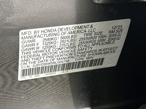 Used 2024 Acura MDX FWD w/ Technology Package image 12