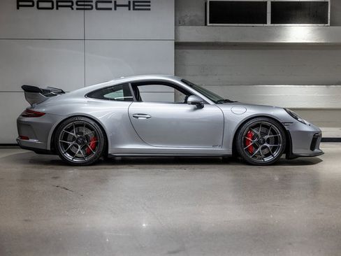 Used 2018 Porsche 911 GT3 image 9
