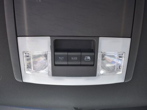 Used 2013 Ford F150 Platinum image 29