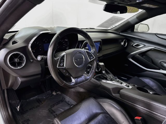 Used 2016 Chevrolet Camaro LT w/ RS Package RWD image 10