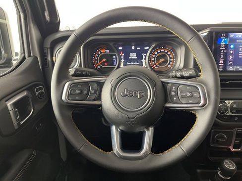 Used 2024 Jeep Wrangler Sahara w/ Technology Group image 7