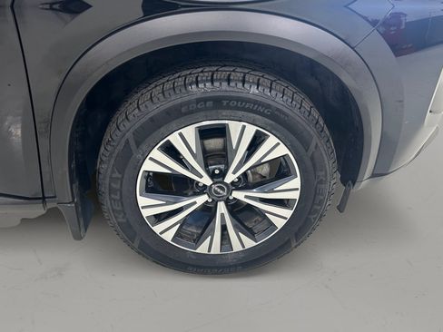 Used 2023 Nissan Rogue SV AWD/4WD image 10