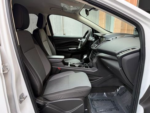 Used 2019 Ford Escape SE AWD/4WD image 15