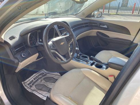 Used 2015 Chevrolet Malibu LT w/ Power Convenience Package image 3