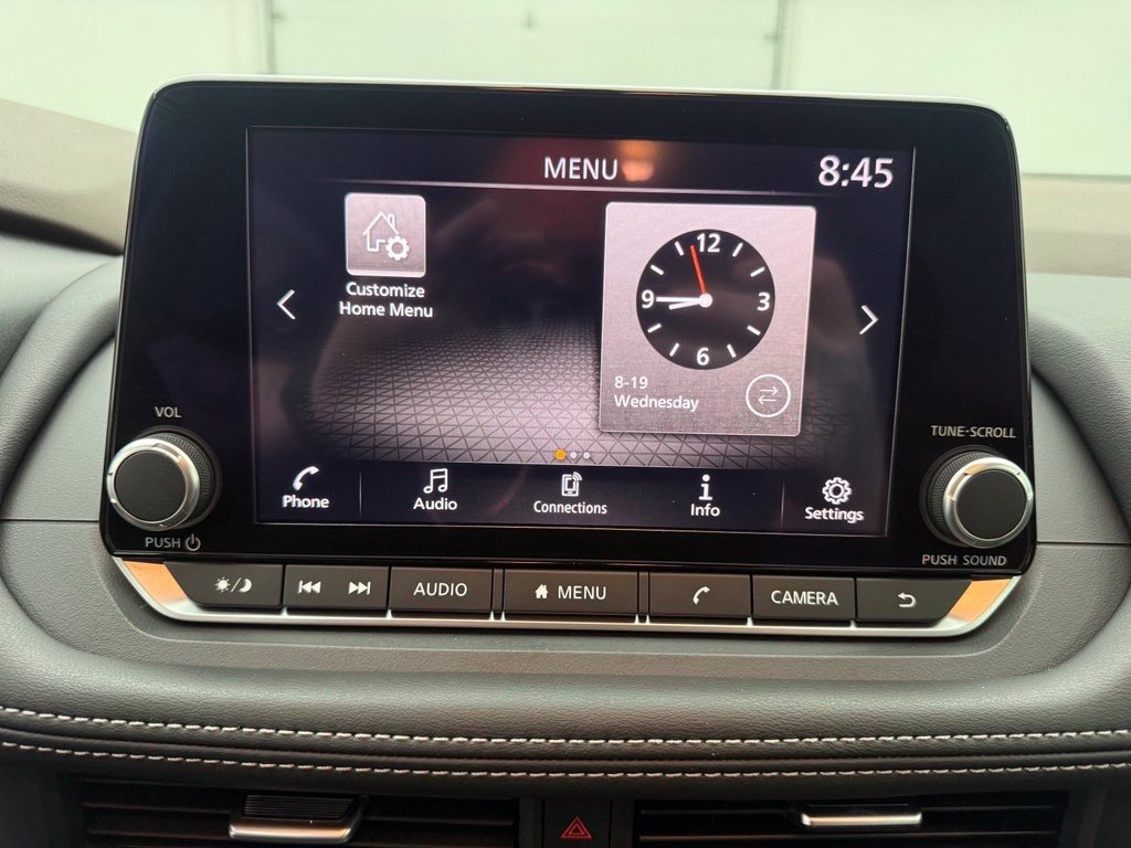 Used 2023 Nissan Rogue S AWD/4WD image 5