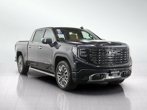 Used 2024 GMC Sierra 1500 Denali Ultimate AWD/4WD image 7