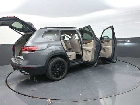 New 2026 Volkswagen Atlas SE image 35