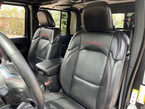 Used 2020 Jeep Gladiator Rubicon AWD/4WD image 9