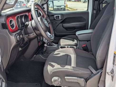 Used 2023 Jeep Wrangler Unlimited Rubicon image 12