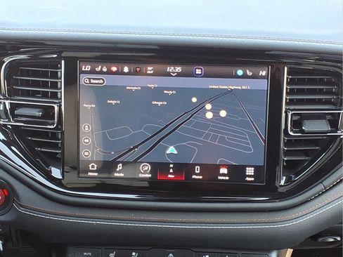 Used 2025 Dodge Durango SRT Hellcat image 16