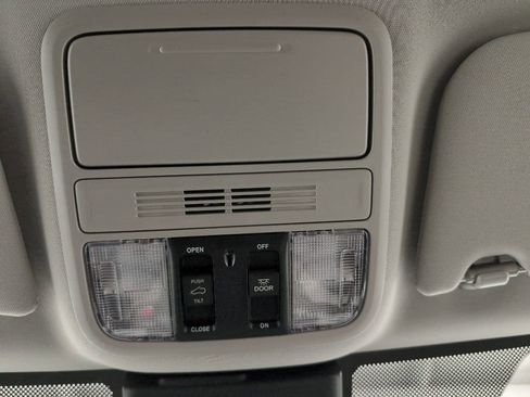 New 2026 Honda Odyssey EX-L image 15