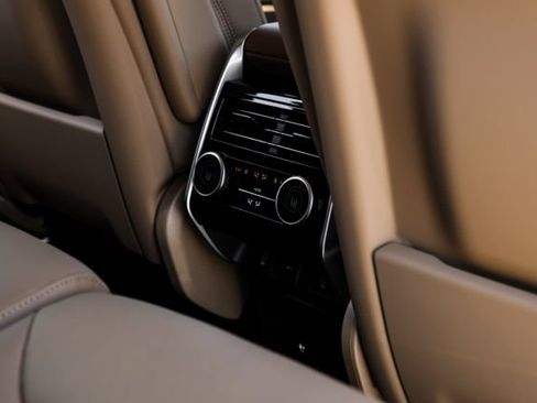 New 2026 Land Rover Range Rover SE AWD/4WD image 47