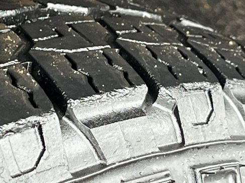 Used 2023 GMC Yukon AT4 w/ AT4 Premium Package image 13