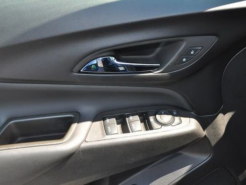 Used 2024 Chevrolet Equinox LT w/ LPO, Floor Liner Package FWD image 12