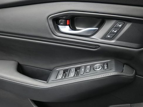 Used 2025 Honda Accord Sport image 12