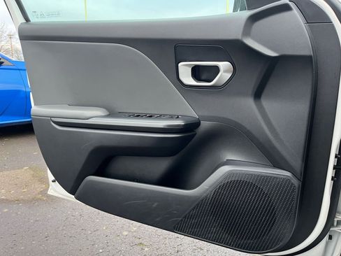 Used 2025 Kia K4 LXS image 18