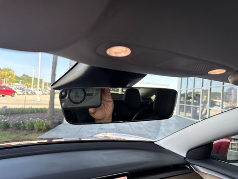 Used 2023 Tesla Model 3 Standard Range RWD image 6