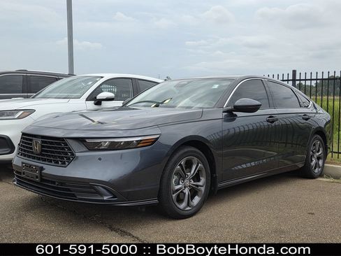 Used 2024 Honda Accord EX-L image 1