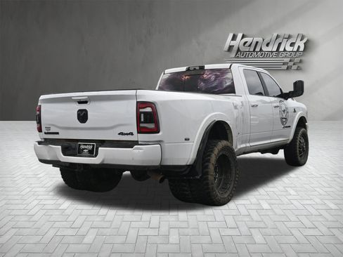 Used 2022 RAM 3500 Laramie AWD/4WD image 10