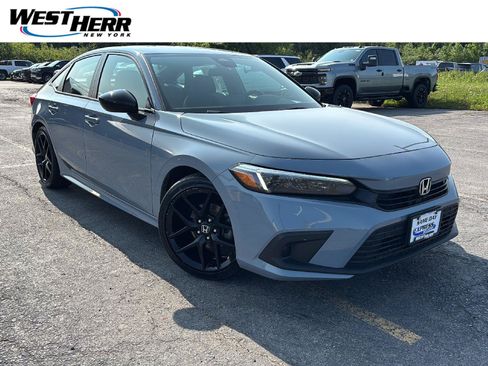 Used 2024 Honda Civic Sport image 1