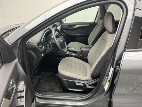 Used 2022 Ford Escape SE image 3