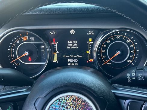 Used 2021 Jeep Wrangler Unlimited Sport AWD/4WD image 24