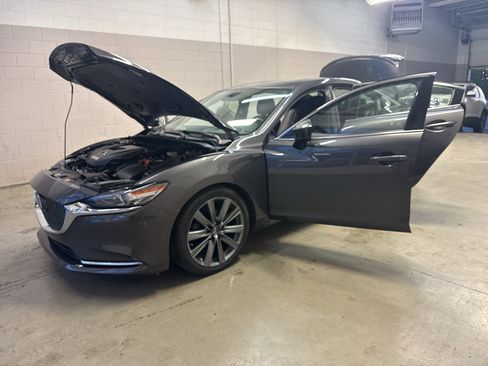 Used 2018 MAZDA MAZDA6 Signature FWD image 11