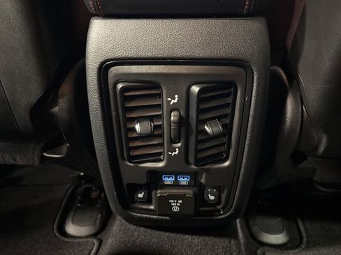 Used 2023 Dodge Durango GT image 20