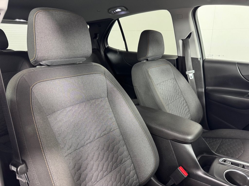 Used 2018 Chevrolet Equinox LT FWD image 26