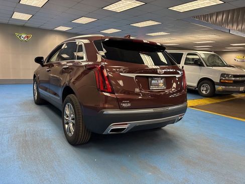 Used 2022 Cadillac XT5 Premium Luxury image 10