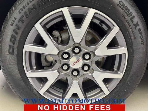 Used 2020 GMC Acadia SLT w/ Driver Alert Package II image 9