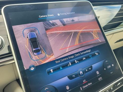 Used 2022 Mercedes-Benz S 580 4MATIC Sedan w/ AMG Line Package image 16