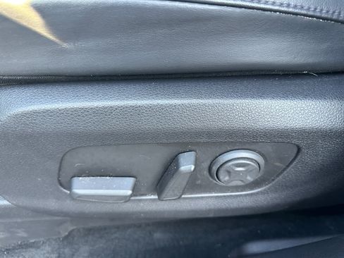Used 2022 Kia Carnival SX FWD image 23