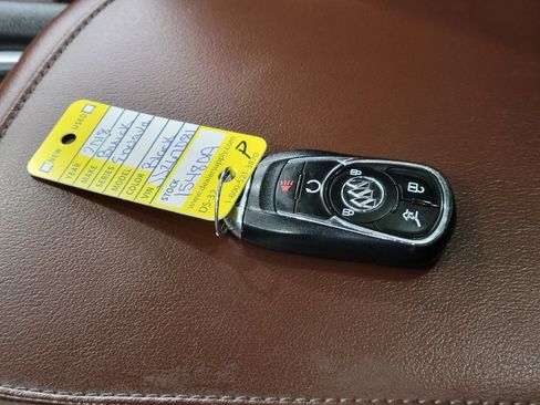 Used 2018 Buick Enclave Avenir w/ Avenir Technology Package image 29