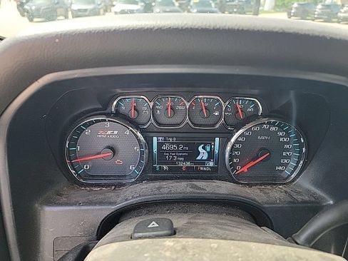 Used 2018 Chevrolet Silverado 1500 LT w/ All Star Edition AWD/4WD image 23